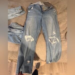 American Eagle Outfitters Light Blue Distressed Boyfriend Jeans